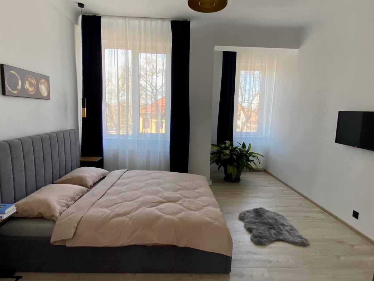 Dani'S Home Away From Home Oradea Exterior foto